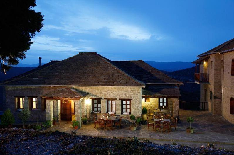 Papigiotis Hotel Tsepelovo Exterior photo